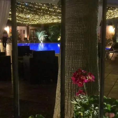 מלון Redebora Torregrotta