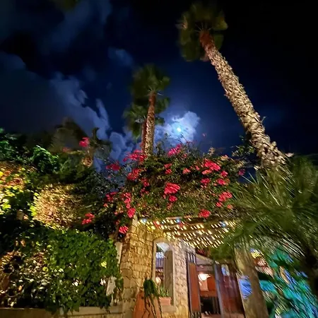 Redebora מלון Torregrotta
