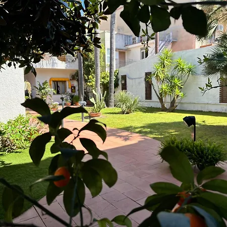 里迪博拉酒店 3* 托雷格罗塔