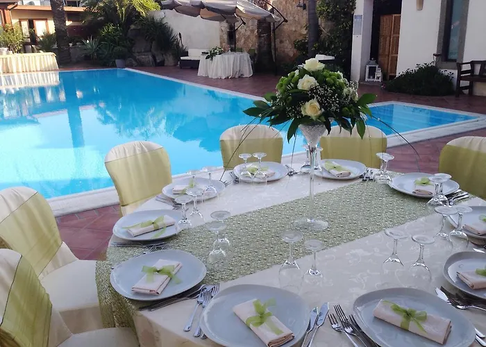 Redebora Otel 3*
