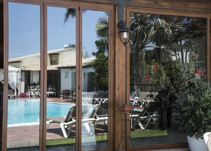Redebora Otel