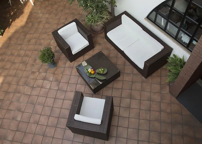 Otel Redebora 3*
