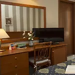 Redebora 3*