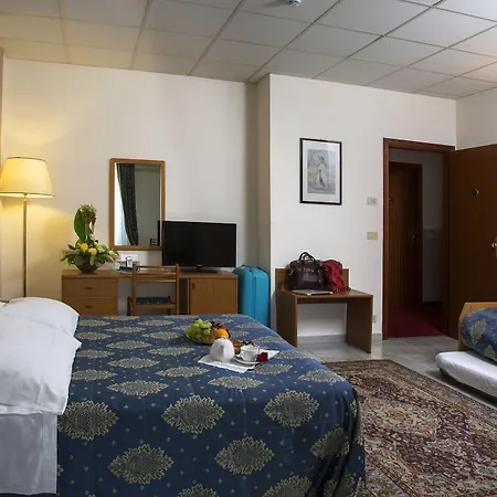 Redebora Hotel