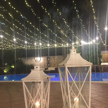 Redebora 3*