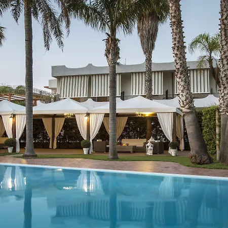 Redebora 3*