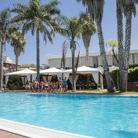 Redebora Hotel