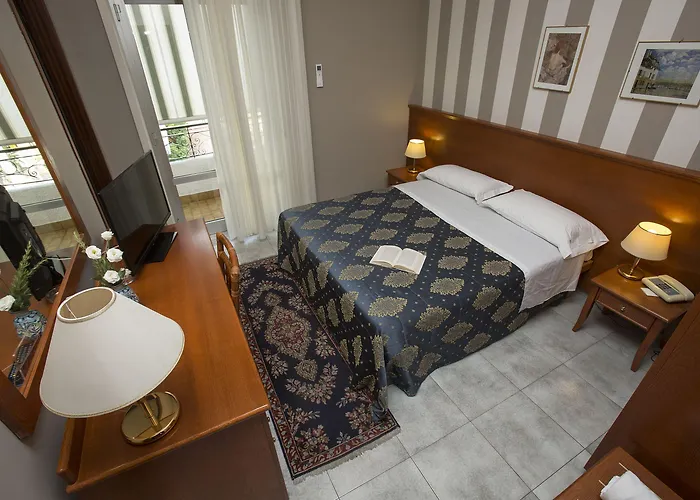 里迪博拉酒店 3*